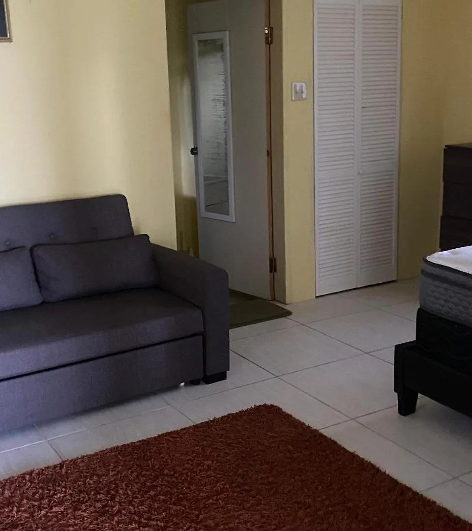 Guest house Angelaspalace Port Antonio